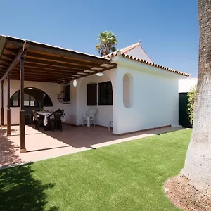 https://bungalow-serenity-garden-san-bartolome-de-tirajana-gran.in-canary-islands.com