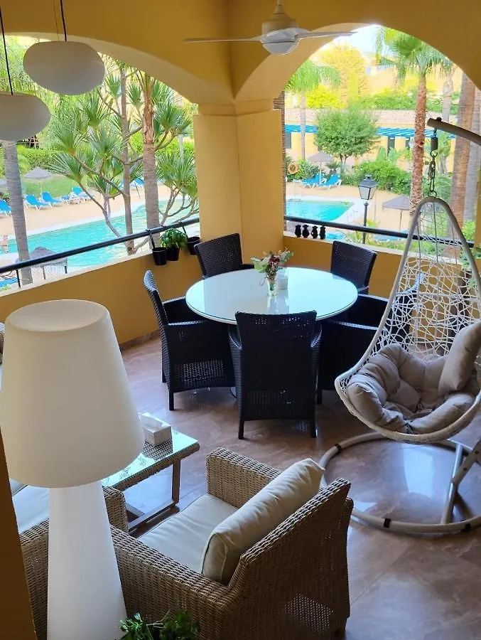 Luxury Blue Coast Seaside Retreat Marbella Apartment